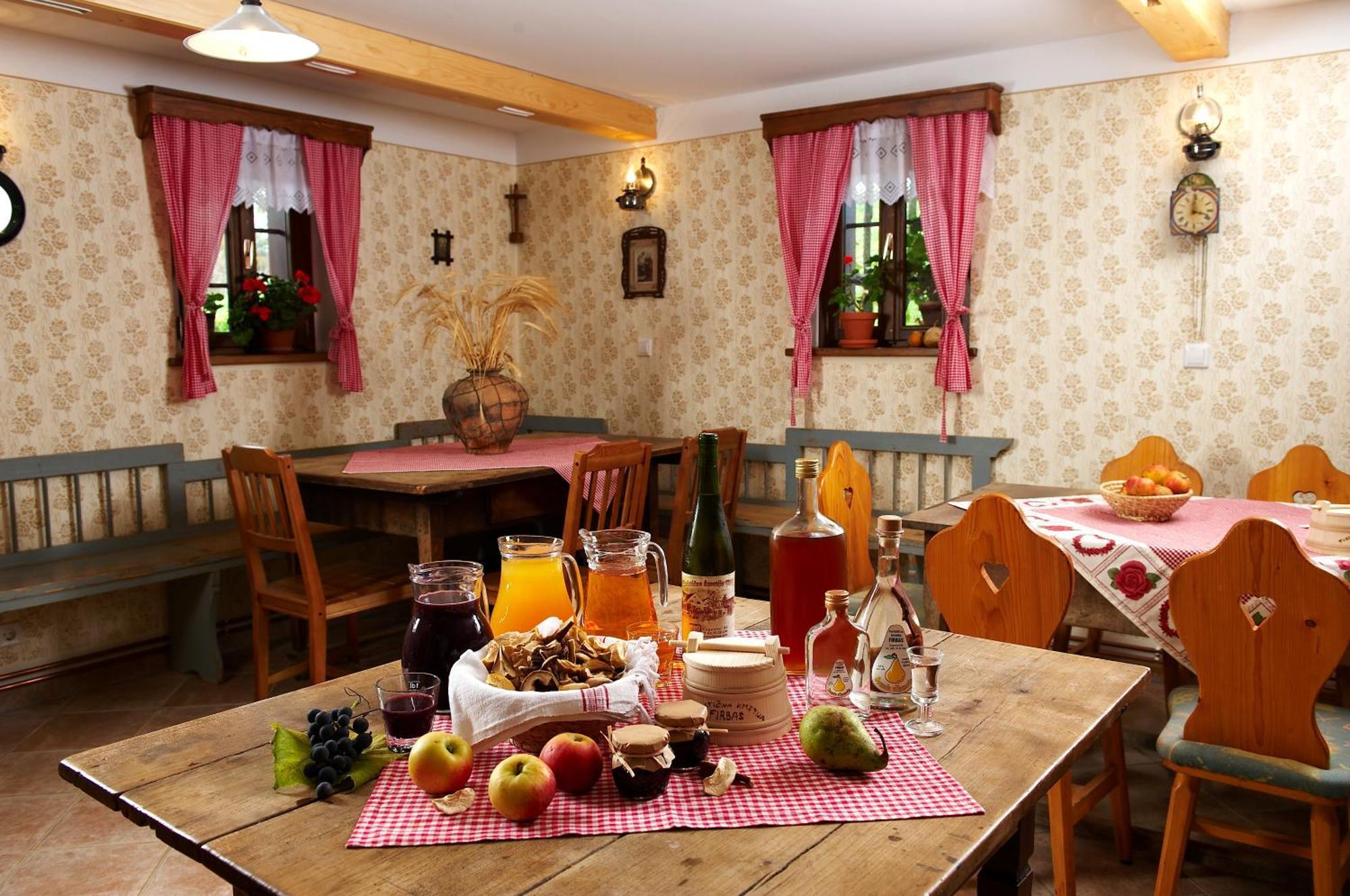 Tourist Farm Firbas Acomodação com café da manhã Cerkvenjak Exterior foto